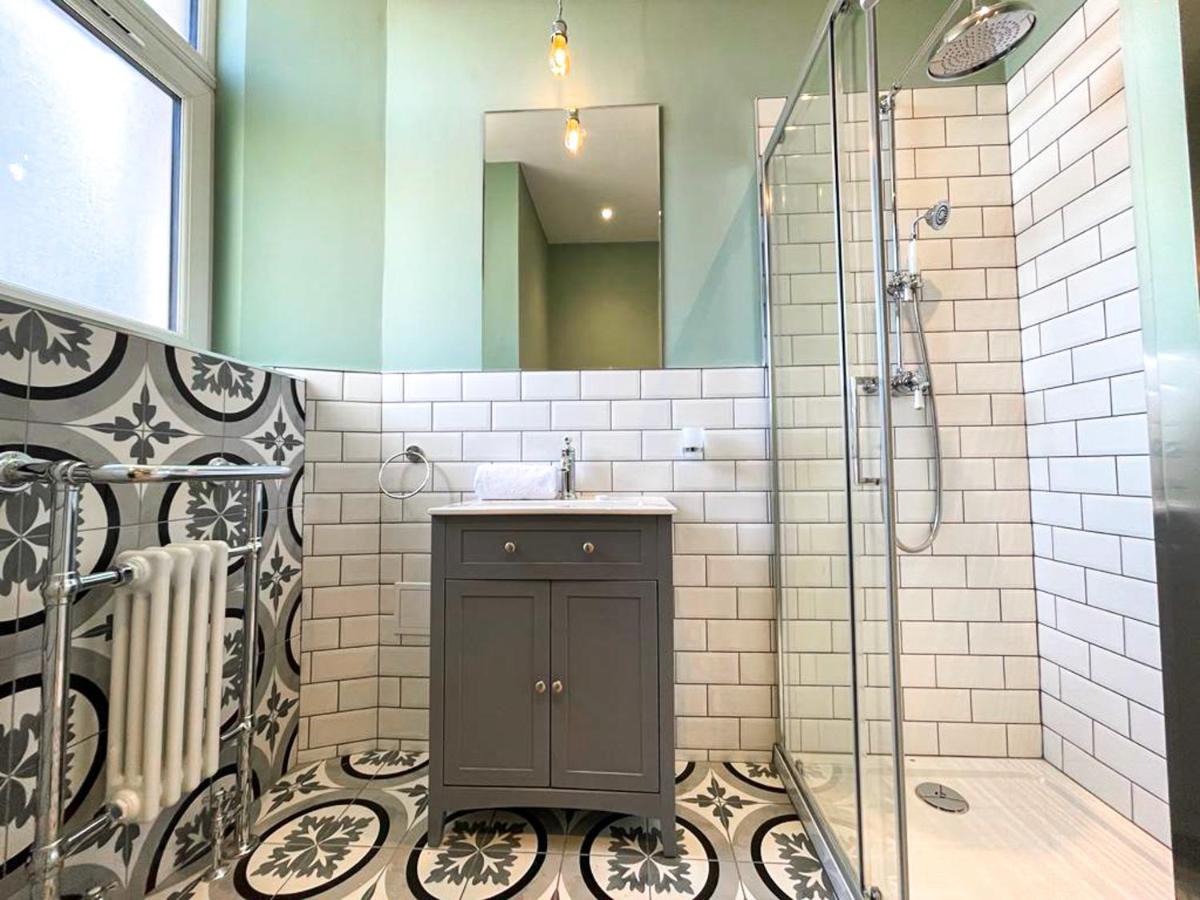 Apartment Beautiful 2br, Private Entry In Vibrant Leith EDI